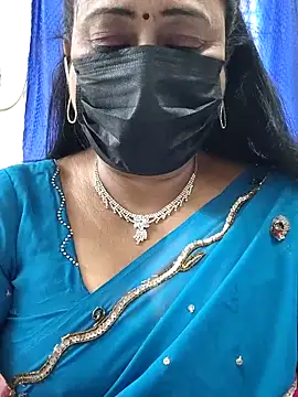 Snapshot of rekha_naier chatting on 03/22/26, 04:38 rekha naier online show from 03/22/26, 04:38