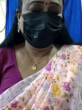 Snapshot of rekha_naier chatting on 03/25/26, 06:14 rekha naier online show from 03/25/26, 06:14