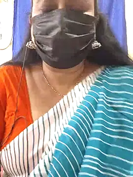 Snapshot of rekha_naier chatting on 06/12/26, 01:54 rekha naier online show from 06/12/26, 01:54
