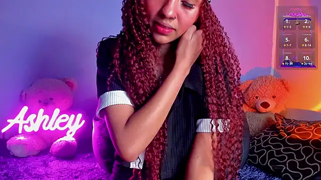 1Ashley  online show from 11/12/25, 03:07