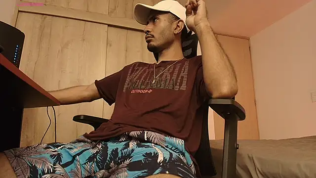 Snapshot of coleman160 chatting on 02/15/26, 05:37 coleman160 online show from 02/15/26, 05:37