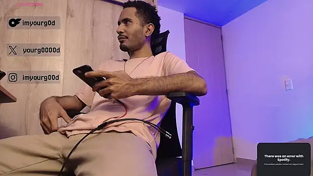 Snapshot of coleman160 chatting on 03/14/26, 03:56 coleman160 online show from 03/14/26, 03:56