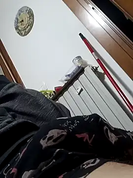 Snapshot of dariodario chatting on 11/15/25, 10:59 dariodario online show from 11/15/25, 10:59