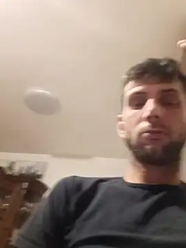 Snapshot of dariodario chatting on 01/14/26, 03:12 dariodario online show from 01/14/26, 03:12