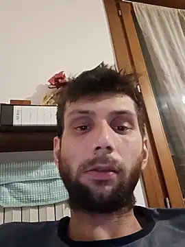 Snapshot of dariodario chatting on 02/02/26, 10:19 dariodario online show from 02/02/26, 10:19