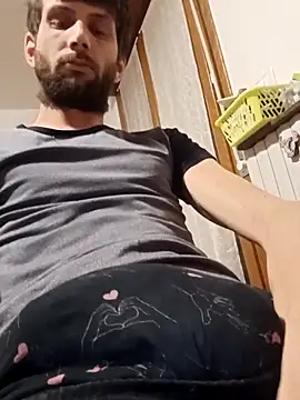 Snapshot of dariodario chatting on 03/26/26, 03:23 dariodario online show from 03/26/26, 03:23