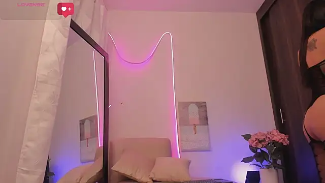 Snapshot of Maryann_jones chatting on 01/23/25, 11:04 Maryann jones online show from 01/23/25, 11:04