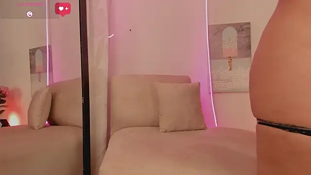 Snapshot of Maryann_jones chatting on 01/26/25, 01:58 Maryann jones online show from 01/26/25, 01:58