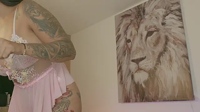 Snapshot of Maryann_jones chatting on 09/09/25, 01:38 Maryann jones online show from 09/09/25, 01:38