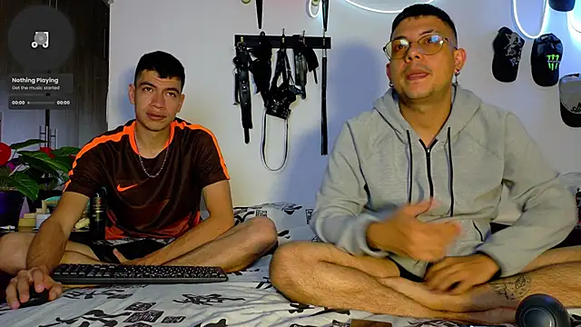 Snapshot of Nymphobuddies chatting on 01/03/25, 03:38 Nymphobuddies online show from 01/03/25, 03:38