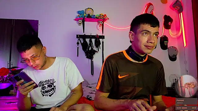 Snapshot of Nymphobuddies chatting on 01/08/25, 01:32 Nymphobuddies online show from 01/08/25, 01:32