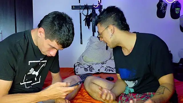 Snapshot of Nymphobuddies chatting on 01/19/25, 10:06 Nymphobuddies online show from 01/19/25, 10:06