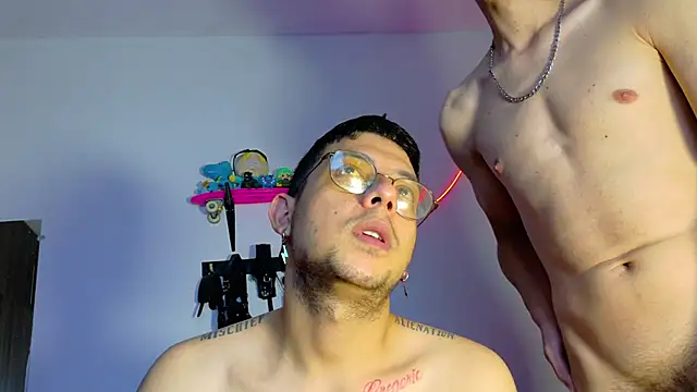 Snapshot of Nymphobuddies chatting on 01/24/25, 09:06 Nymphobuddies online show from 01/24/25, 09:06