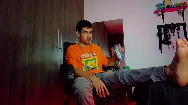 Snapshot of Nymphobuddies chatting on 01/30/25, 04:16 Nymphobuddies online show from 01/30/25, 04:16