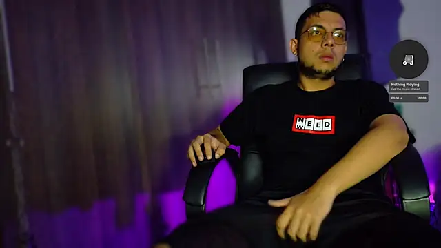 Snapshot of Nymphobuddies chatting on 02/28/25, 03:26 Nymphobuddies online show from 02/28/25, 03:26