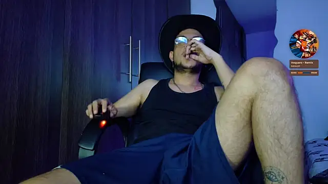 Snapshot of Nymphobuddies chatting on 03/01/25, 03:32 Nymphobuddies online show from 03/01/25, 03:32