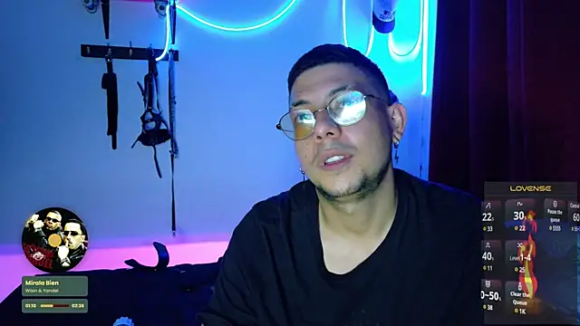 Snapshot of Nymphobuddies chatting on 03/10/25, 06:05 Nymphobuddies online show from 03/10/25, 06:05