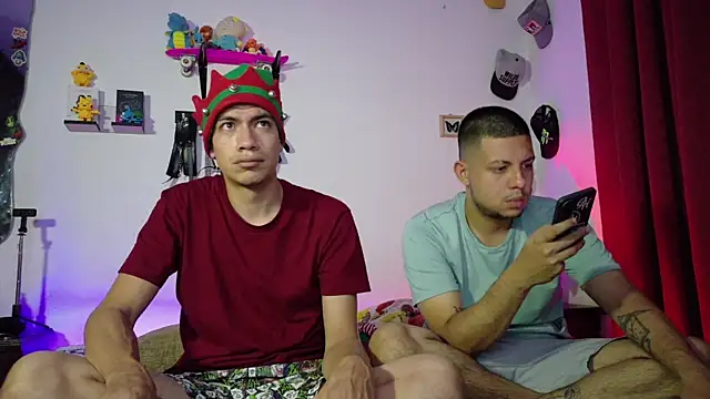 Snapshot of Nymphobuddies chatting on 12/03/25, 02:30 Nymphobuddies online show from 12/03/25, 02:30