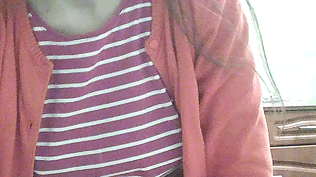 Snapshot of Princess284 chatting on 01/04/25, 07:55 Princess284 online show from 01/04/25, 07:55