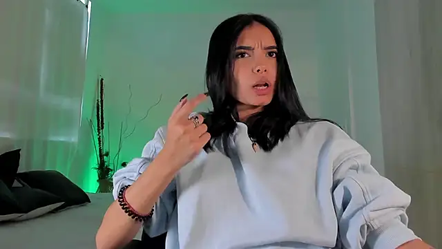 Snapshot of AnabelWolf chatting on 01/27/25, 07:13 AnabelWolf online show from 01/27/25, 07:13