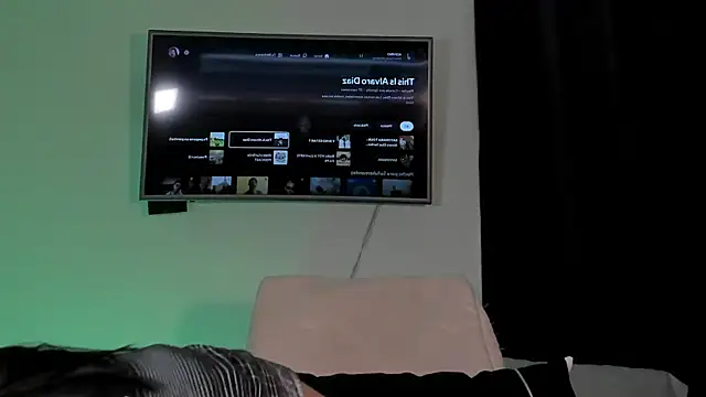 Snapshot of AnabelWolf chatting on 02/21/25, 09:32 AnabelWolf online show from 02/21/25, 09:32