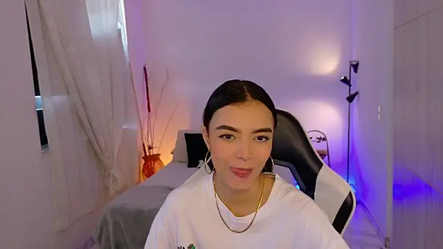 Snapshot of AnabelWolf chatting on 11/28/25, 04:09 AnabelWolf online show from 11/28/25, 04:09