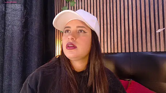 Victoria Ponce1 online show from 09/17/25, 08:10