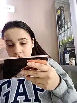 Victoria Ponce1 online show from 10/30/25, 05:57