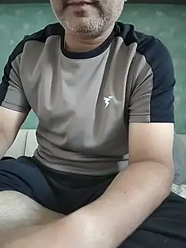 Snapshot of samee00721 chatting on 01/11/26, 05:34 samee00721 online show from 01/11/26, 05:34