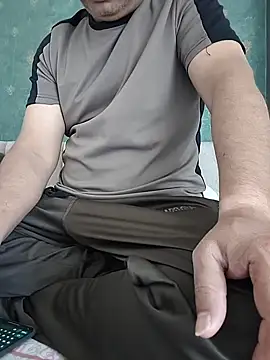 Snapshot of samee00721 chatting on 01/18/26, 07:01 samee00721 online show from 01/18/26, 07:01