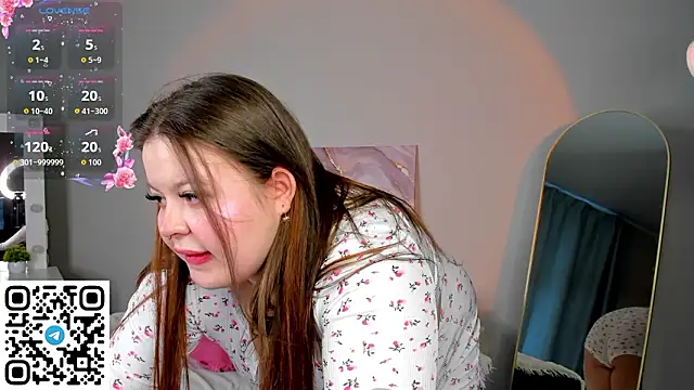 Snapshot of Lisa_Payne chatting on 03/10/26, 09:36 Lisa Payne online show from 03/10/26, 09:36