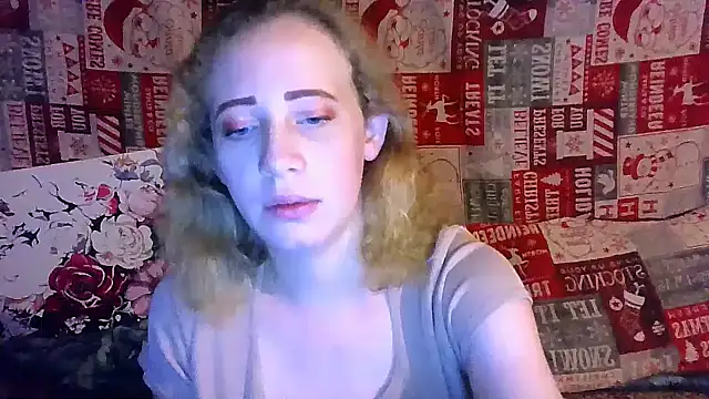 Snapshot of MelxMellie chatting on 03/12/25, 11:44 MelxMellie online show from 03/12/25, 11:44