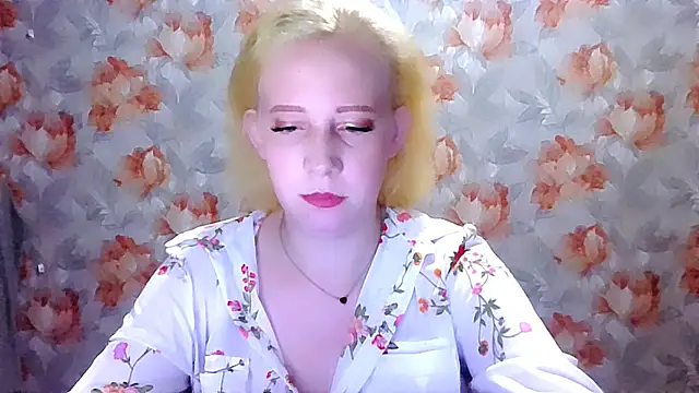 MelxMellie online show from 06/15/26, 06:32