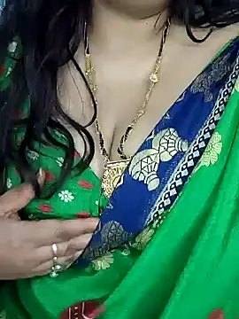 Snapshot of Mayuri77 chatting on 01/30/25, 04:34 Mayuri77 online show from 01/30/25, 04:34