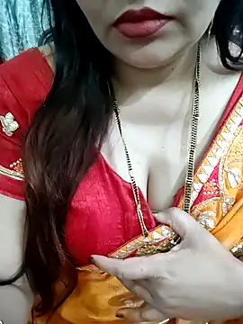 Snapshot of Mayuri77 chatting on 03/26/26, 11:05 Mayuri77 online show from 03/26/26, 11:05