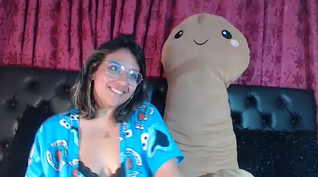 Pandoracherry online show from 01/12/25, 09:30