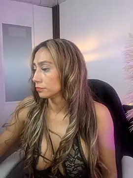 Snapshot of salome_drasin chatting on 09/11/25, 06:19 salome drasin online show from 09/11/25, 06:19