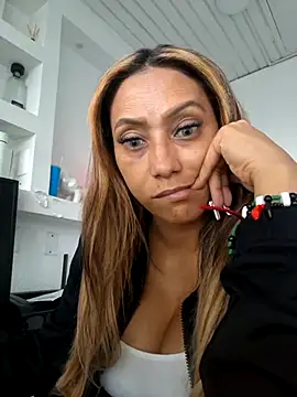 Snapshot of salome_drasin chatting on 01/06/26, 12:09 salome drasin online show from 01/06/26, 12:09