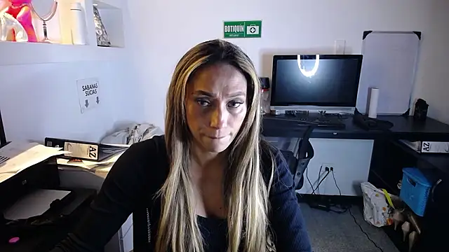 Snapshot of salome_drasin chatting on 02/05/26, 05:45 salome drasin online show from 02/05/26, 05:45