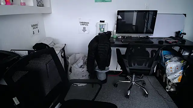 Snapshot of salome_drasin chatting on 02/25/26, 01:54 salome drasin online show from 02/25/26, 01:54