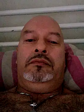Snapshot of Juan_45 chatting on 07/26/26, 12:23 Juan 45 online show from 07/26/26, 12:23