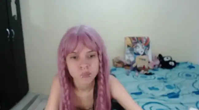 Snapshot of hachi_kitty chatting on 12/18/24, 10:02 hachi kitty online show from 12/18/24, 10:02