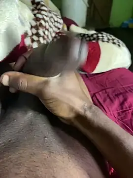 Snapshot of GangsterCouple-Aimy-Jonny chatting on 12/13/25, 11:43 GangsterCouple-Aimy-Jonny online show from 12/13/25, 11:43