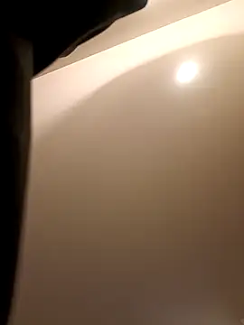 Snapshot of EE9EE9 chatting on 01/08/26, 12:40 EE9EE9 online show from 01/08/26, 12:40