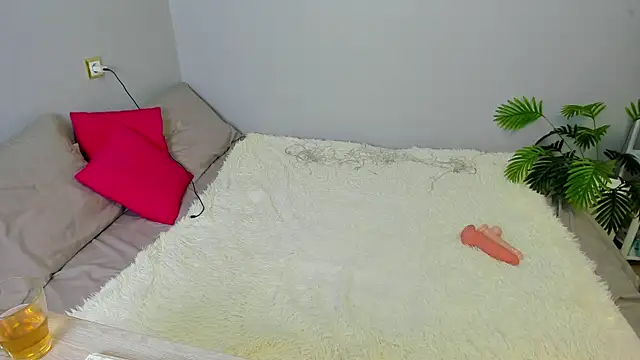 Sofia rum online show from 02/10/25, 07:47