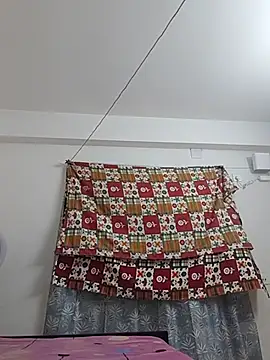 Snapshot of Cute-manisha chatting on 09/10/25, 03:56 Cute-manisha online show from 09/10/25, 03:56