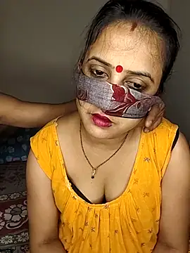 Snapshot of Cute-manisha chatting on 06/25/26, 05:23 Cute-manisha online show from 06/25/26, 05:23