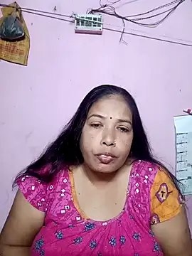 Hotty-rumi online show from 02/08/25, 09:03