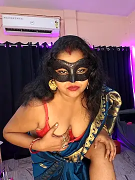 Snapshot of hottbabycam chatting on 07/19/26, 03:27 hottbabycam online show from 07/19/26, 03:27