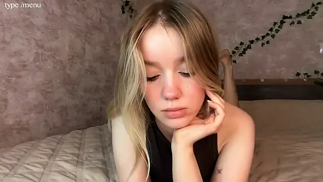 cutiemia0 online show from 06/25/26, 05:12